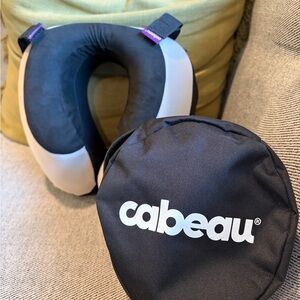 Cabeau TNE S3 travel neck pillow